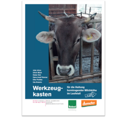 Werkzeugkasten für die Haltung horntragender Milchkühe im Laufstall